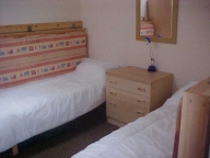 Mvc-007sb.jpg (19158 bytes)