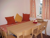 Mvc-015f.jpg (11723 bytes)